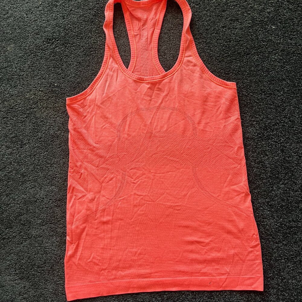 lululemon Coral "Swiftly Tech Racerback" Tank - Size 6